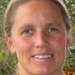 petra_klahold